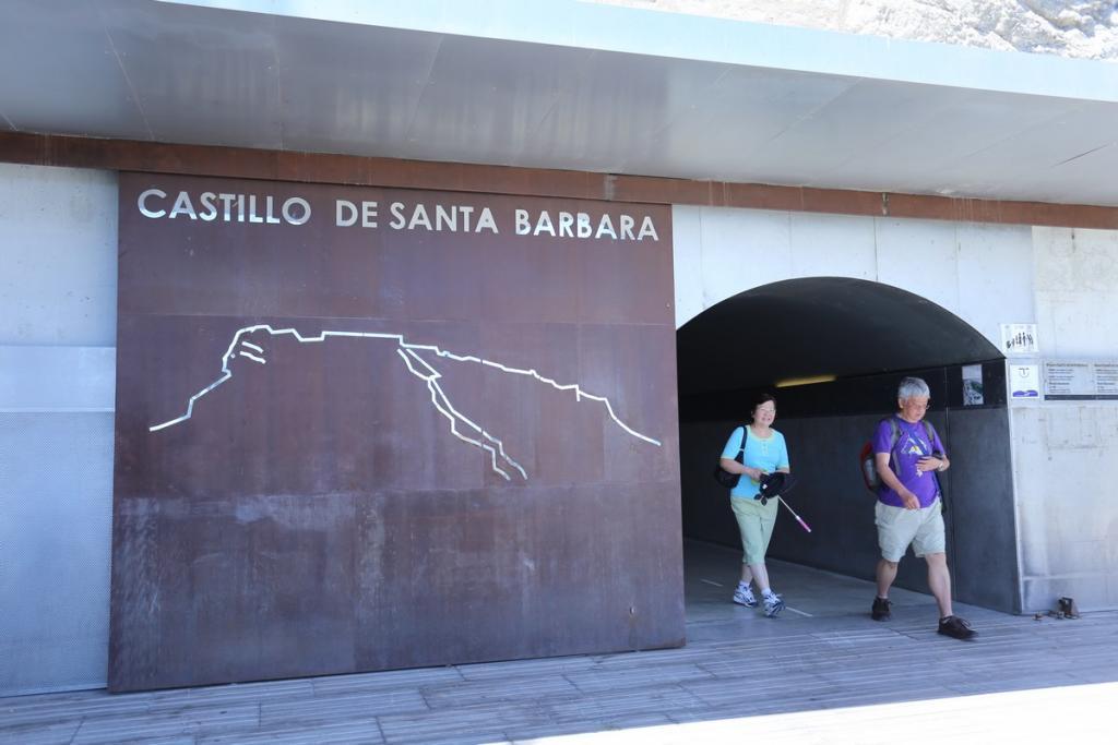 Ascenseur du Château de Santa Bárbara
